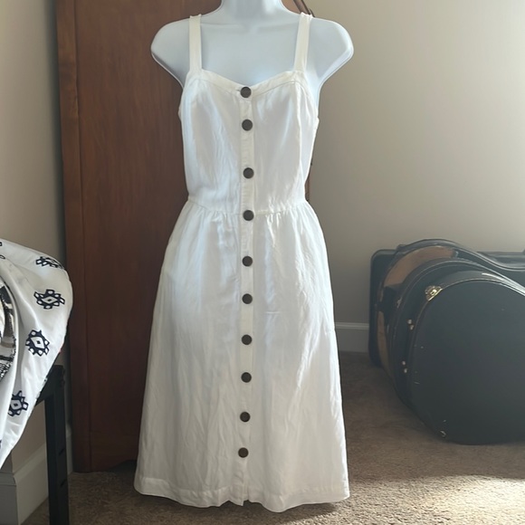 LOFT Dresses & Skirts - Ann Taylor Linen Sundress
